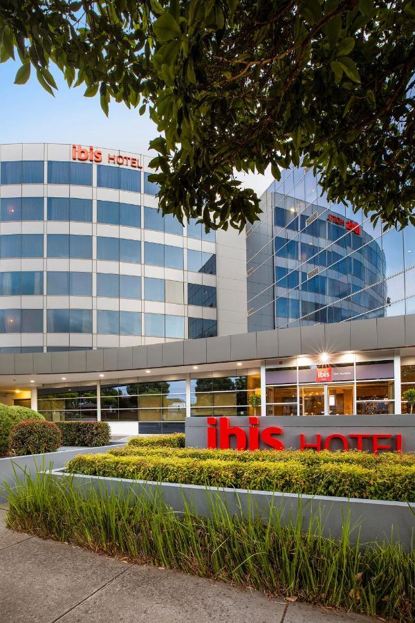 Ibis Melbourne - Глен Уейвърли Екстериор снимка