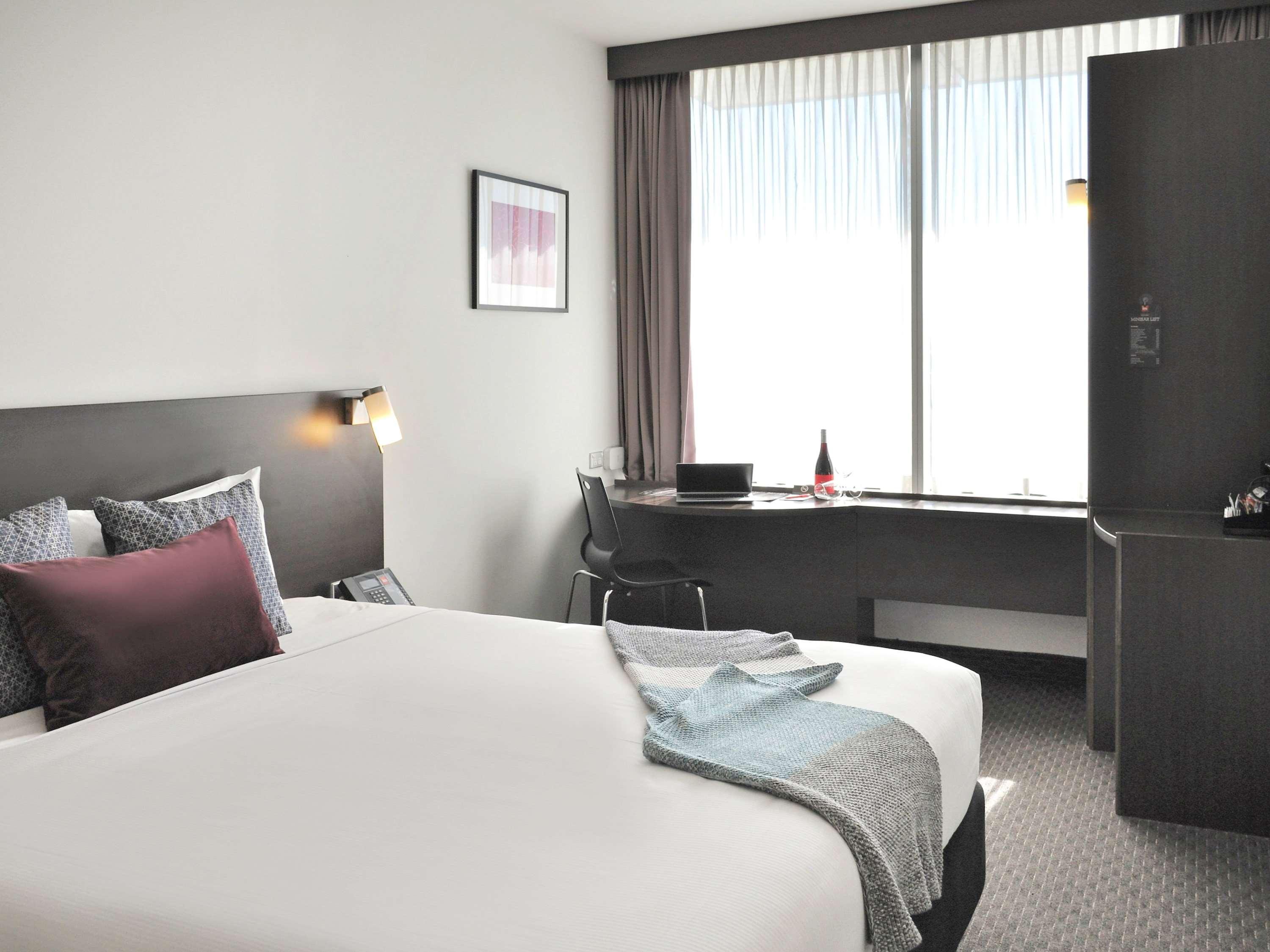 Ibis Melbourne - Глен Уейвърли Екстериор снимка