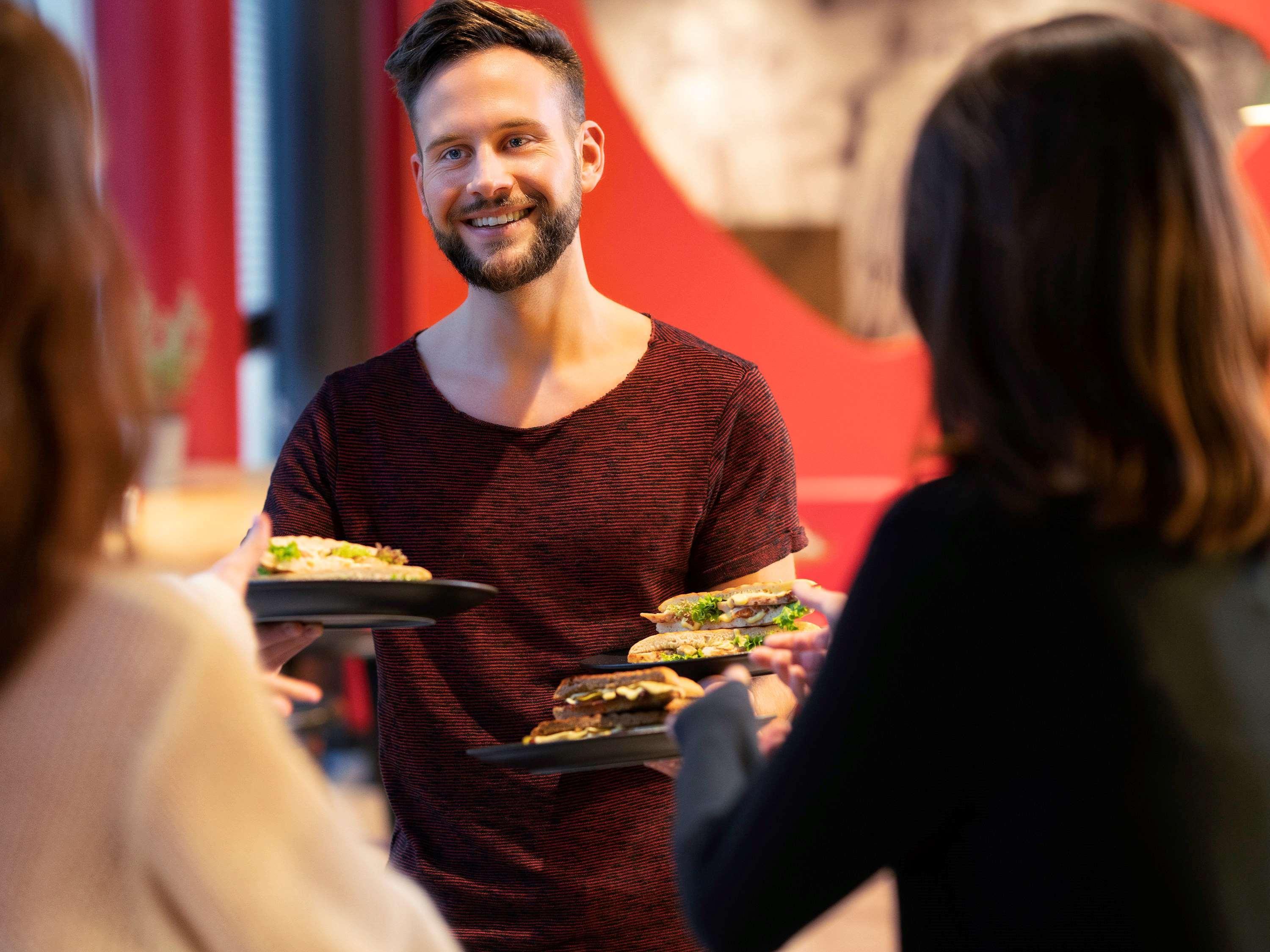 Ibis Melbourne - Глен Уейвърли Екстериор снимка